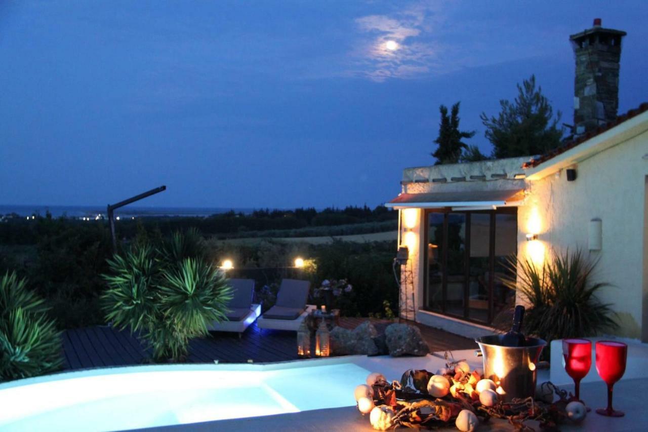Villa Hacienda Private Pool And Jacuzzi Paralía Dış mekan fotoğraf