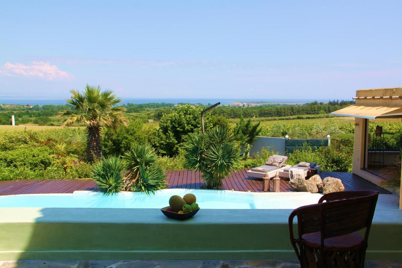 Villa Hacienda Private Pool And Jacuzzi Paralía Dış mekan fotoğraf